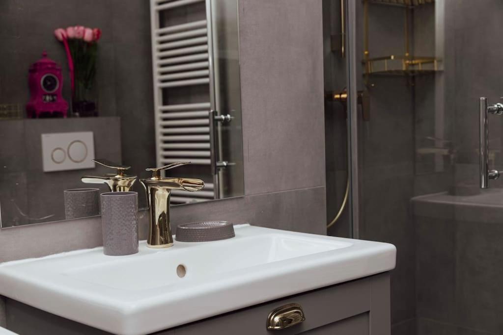Modern Stylish Comfortable 2 Bedroom Apartment Відень Екстер'єр фото