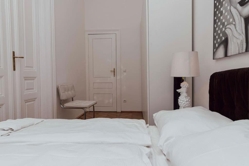 Modern Stylish Comfortable 2 Bedroom Apartment Відень Екстер'єр фото
